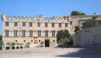 In Avignon, temporary closures of museums are increasing