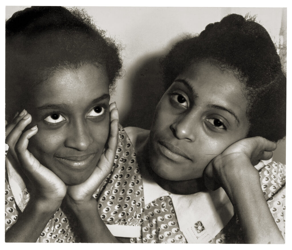 Consuelo Kanaga.  Two Women, Harlem, circa 1938. Brooklyn Museum
