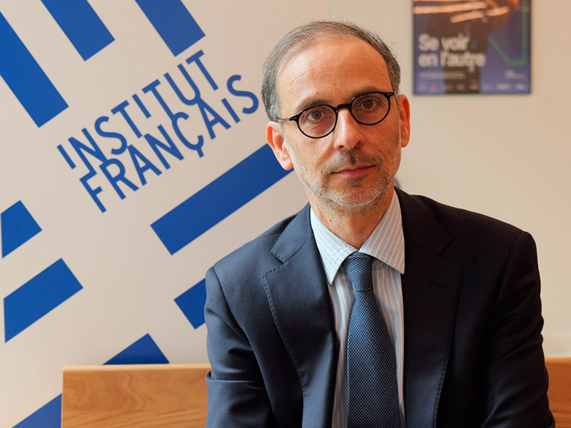 Who is Hugues Ghenassia-de Ferran, the new number 2 of the French Institute?