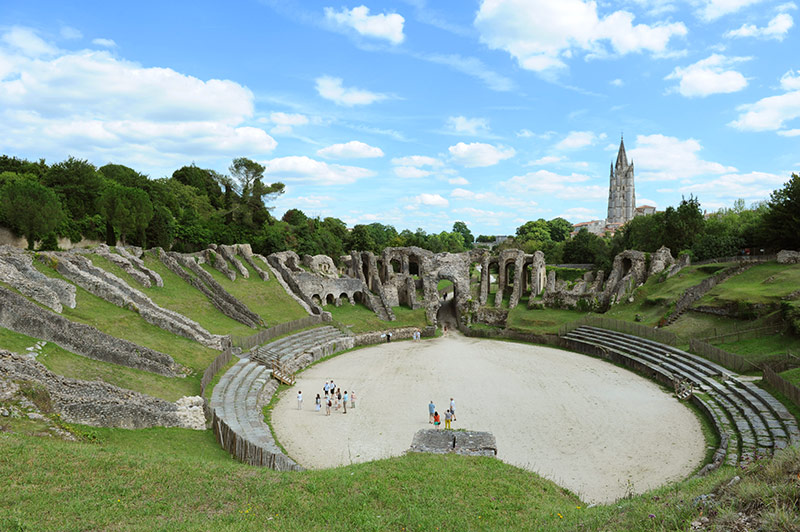 The amphitheater of Saintes reopens its "doors"