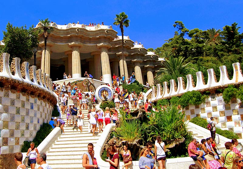 Barcelona dreams of more cultivated tourism