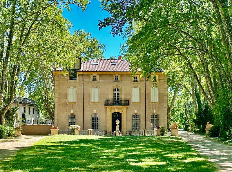 The great ambitions of jas de bouffan