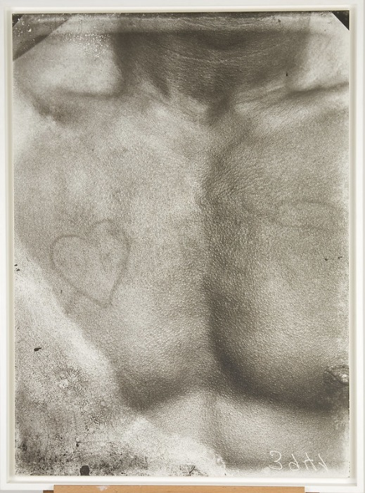 Rosângela Rennó, sem title (tatuagem 5) 1997