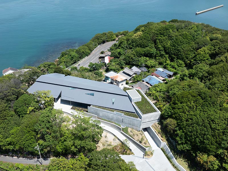 Naoshima opens a museum turned towards contemporary Asia