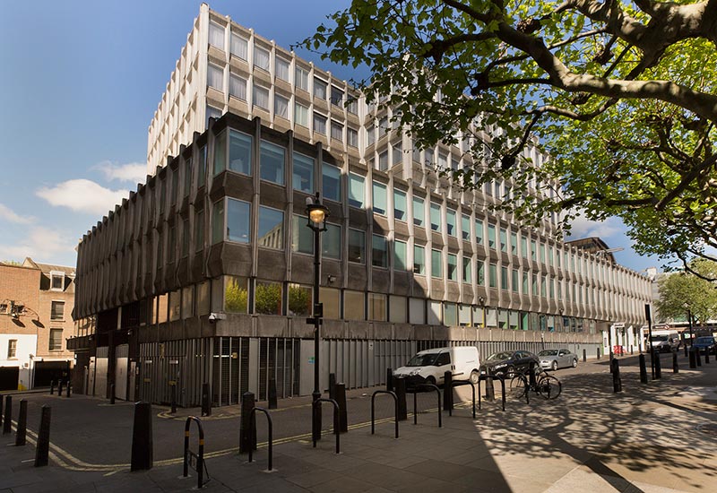 The National Gallery will still build a new wing