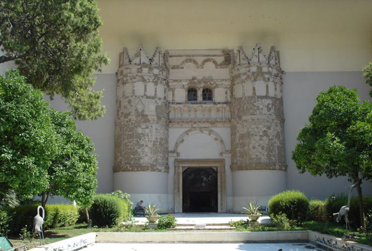 Damascus National Museum closes after several sculptures stolen