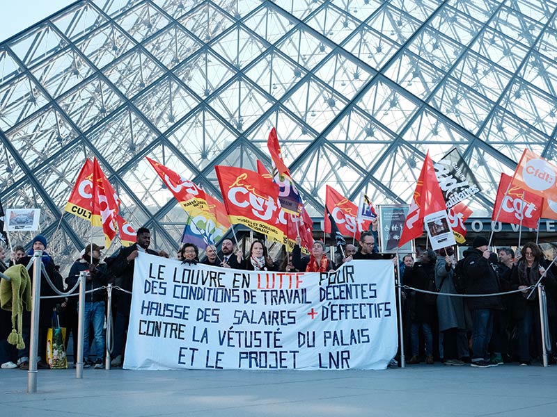 Partial opening of the Louvre Museum despite the strike