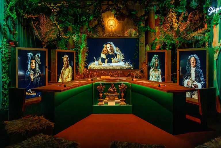 Immersive Cities move forward like an accordion