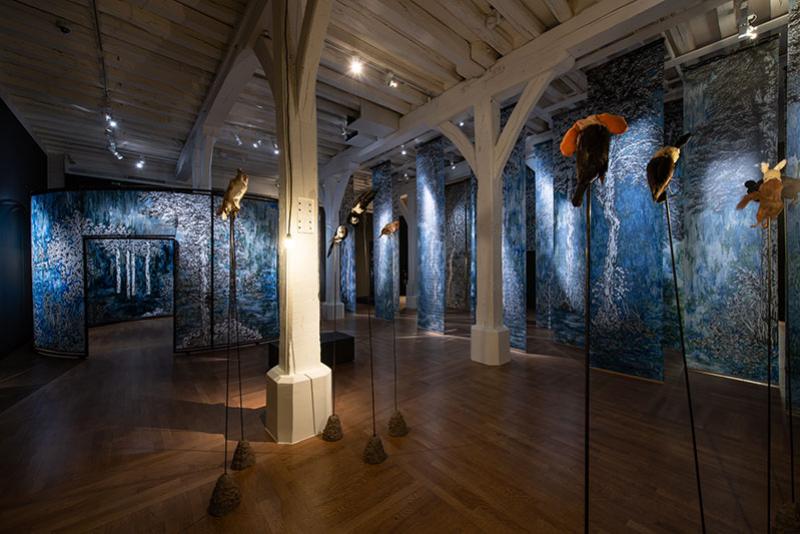 explains Krystel Gualdé. Suspicion of alchemy, limitation of the practice of dance in certain regions…