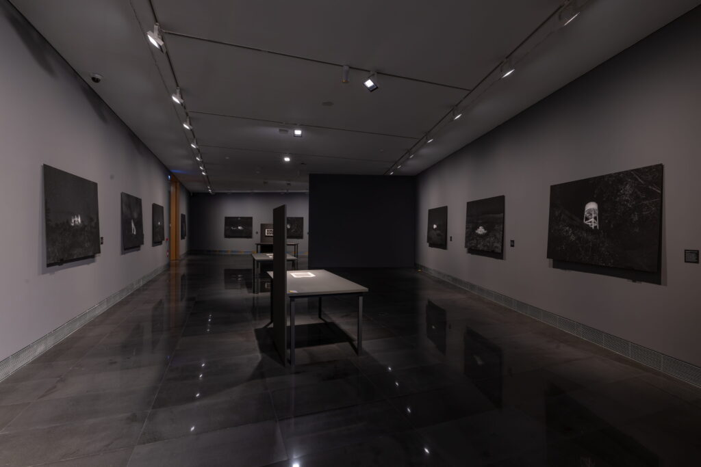 Nicolás Combarro. Look elsewhere. University of Navarra Museum. Photography: Manuel Castells 