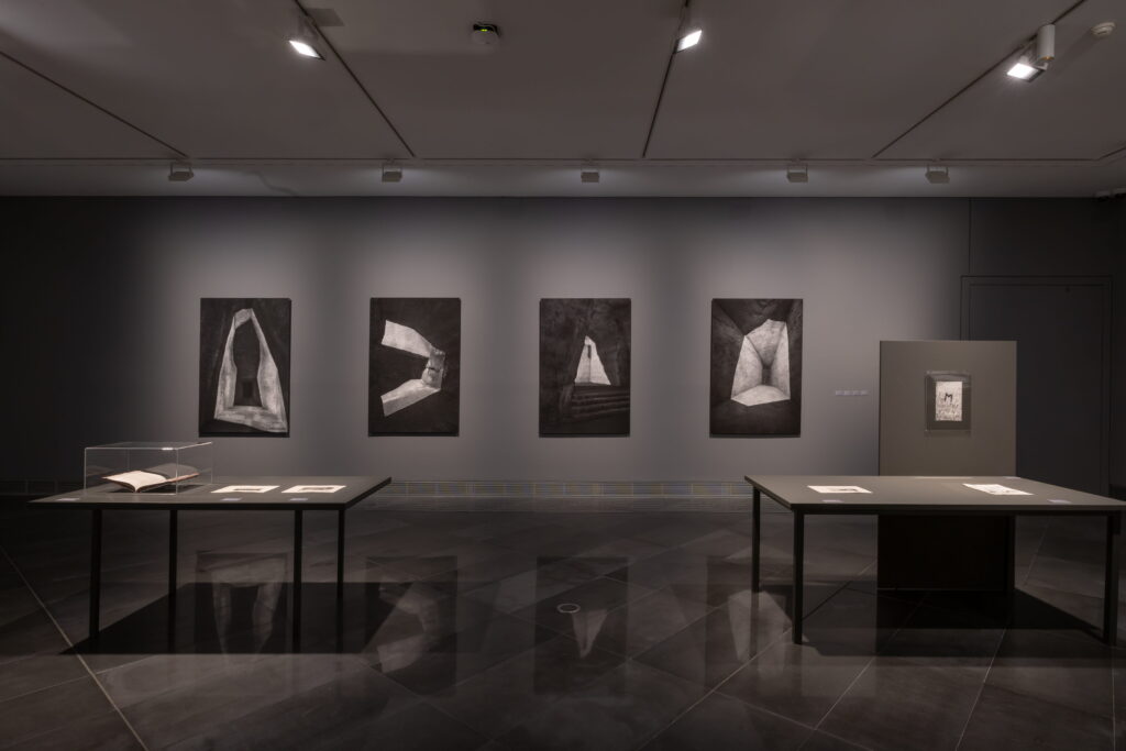 Nicolás Combarro. Look elsewhere. University of Navarra Museum. Photography: Manuel Castells 