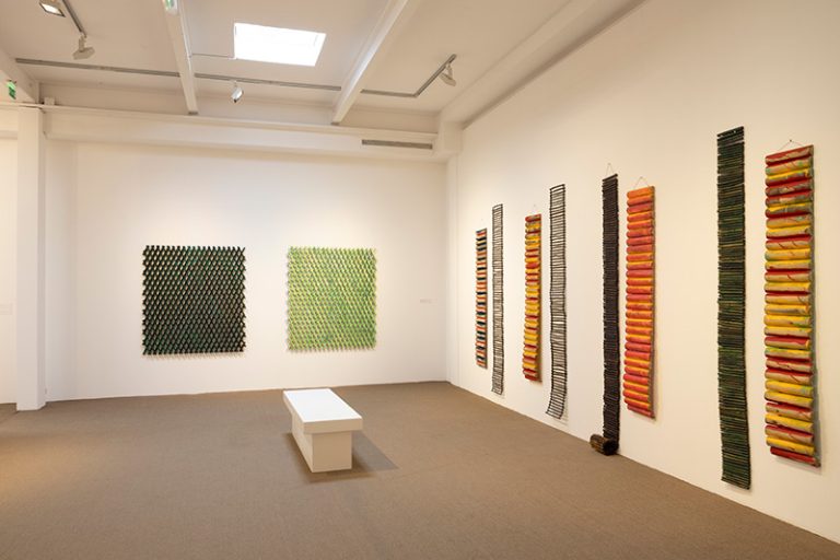 Dezeuze after Support / Surface