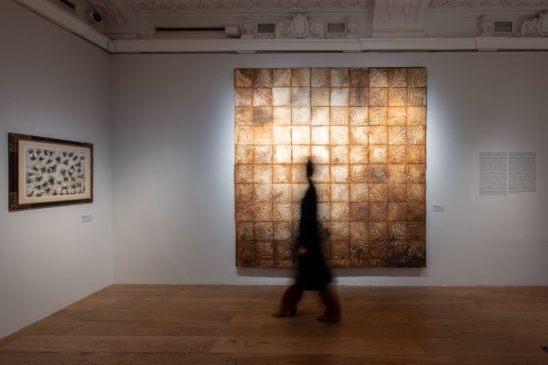 One hundred works and five faces of Mexico in the 20th century