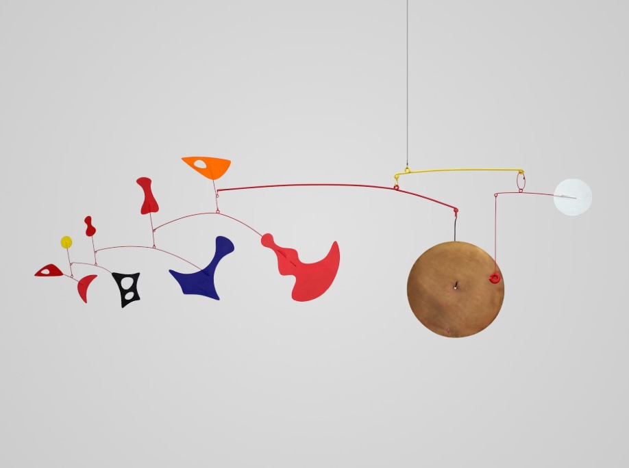 Alexander Calder. Dispersed Objects with Brass Gong, 1948. Calder Foundation, New York