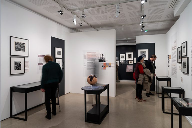 An educational scenography to reread Capa