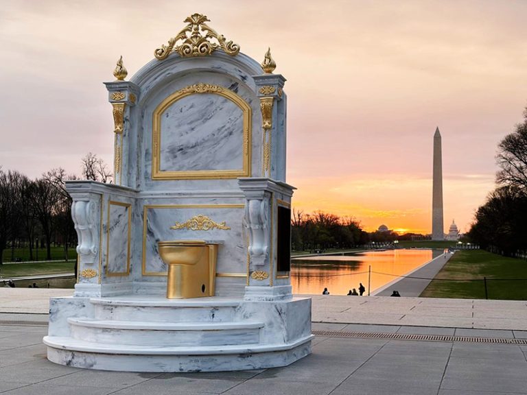 Anti-Trump statues challenge the White House
