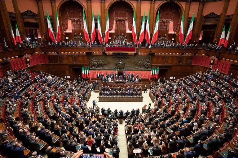 a new code to better manage heritage and loans of works