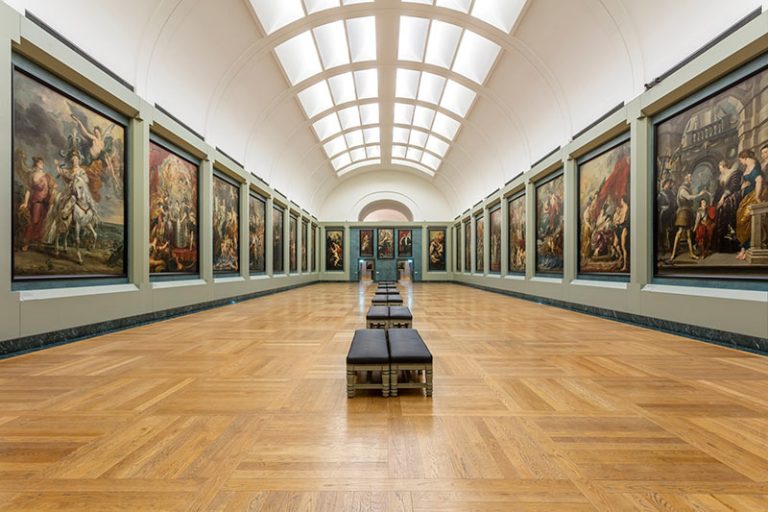 At the Louvre, the ambitious restoration of the Marie de Medici cycle
