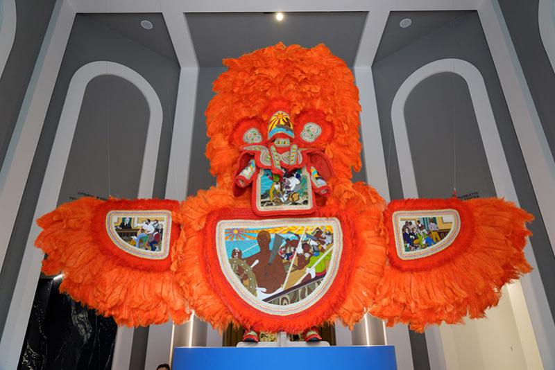 Big Chief Demond Melancon, Amistad Takeover, 2026, glass beads and rhinestones on canvas with velvet and feathers, 318 × 358 × 76 cm. © Andrea Avezù