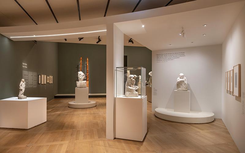 View of the exhibition “Michelangelo Rodin. Living bodies” at the Louvre Museum. © Audrey Viger