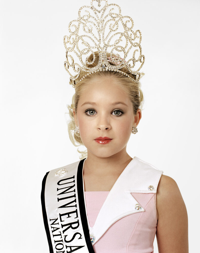 Zed Nelson. Katie, G years. Winner. Universal Royalty Beauty Contest of the State of Texas, 2009. Courtesy of the artist