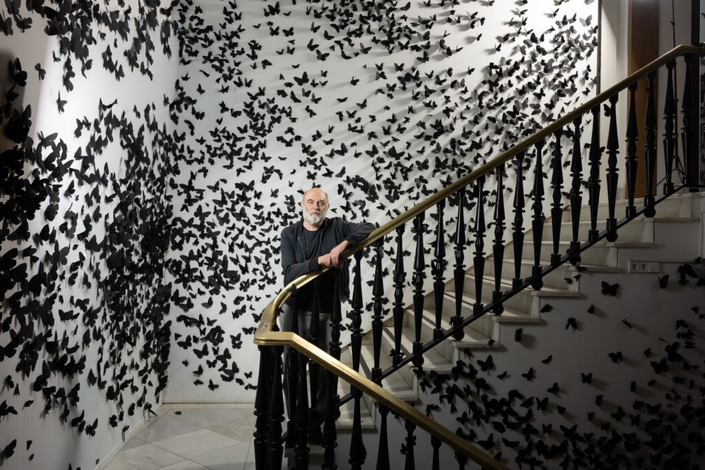 Carlos Amorales. Black cloud. Casa de México Foundation in Madrid