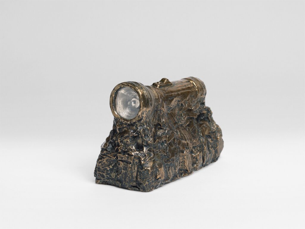Jasper Johns. Lantern III, 1958. Collection of the artist.© Jasper Johns, VEGAP, Bilbao, 2026 
