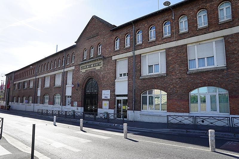The modern and technical college Jolicoeur in Reims was renamed the Franklin-Roosevelt high school in 1945 and has housed the Surrender Museum since 1985. Photo G. Garitan