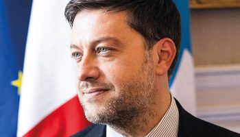 Benoît Payan: “Marseille is the last city to maintain its funding”