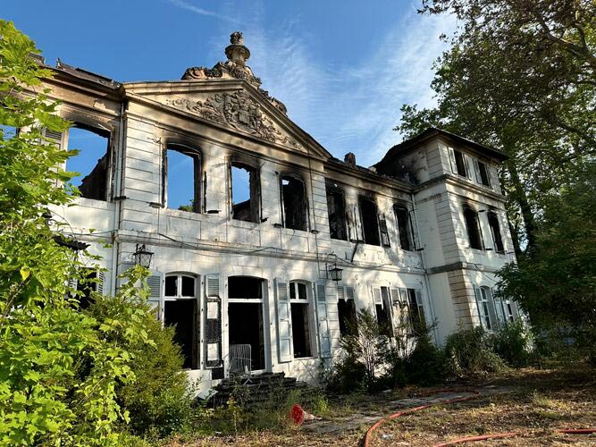 The Château de Divonne once again ravaged by flames
