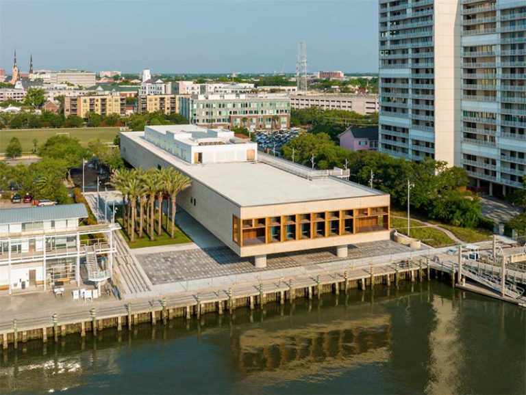 A museum dedicated to African-American history in financial difficulties
