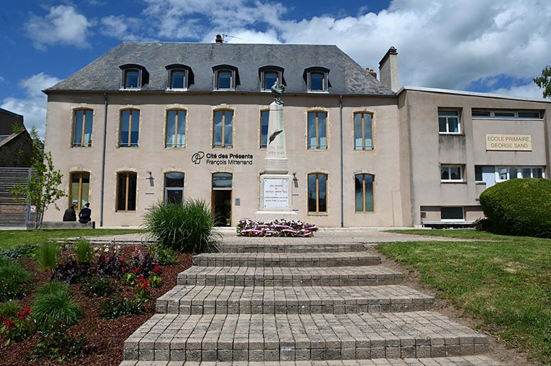 The Musée du Septennat is transformed into the City of Presents