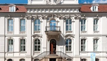 Deutsche Bank closes its exhibition venue in Berlin