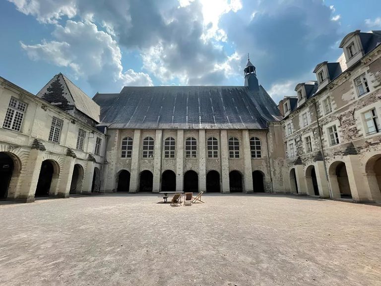 In Angers, Ronceray Abbey opens to the public
