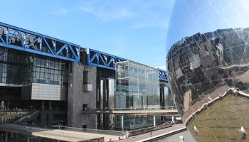 University science on the verge of an impasse