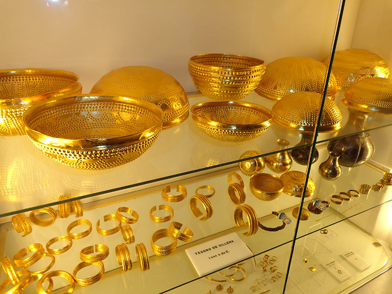 Villena's Treasure Stolen in Flash Heist
