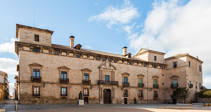 In Spain, collapse of a 15th century palace
