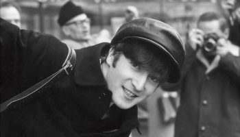 What are the photos of Paul McCartney and Park Chan-wook worth?
