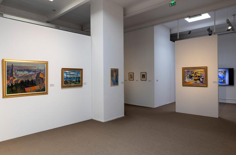 View of the exhibition “The Colors of Jean Vilar” at the Paul-Valéry Museum. © ghutchinson 