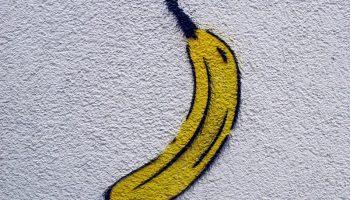 German town demands erasure of two “Bananensprayer” stencils