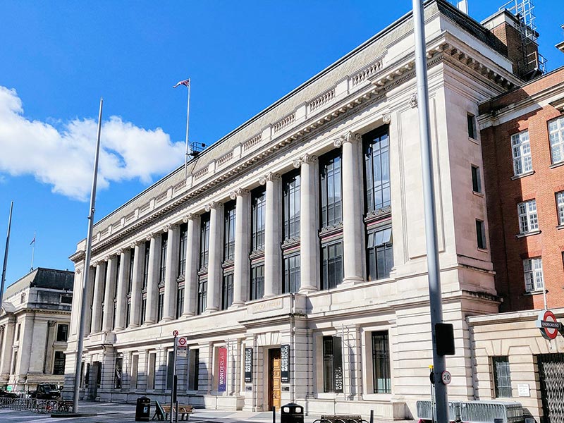 In turn, the Science Museum decides not to renew its contract with BP