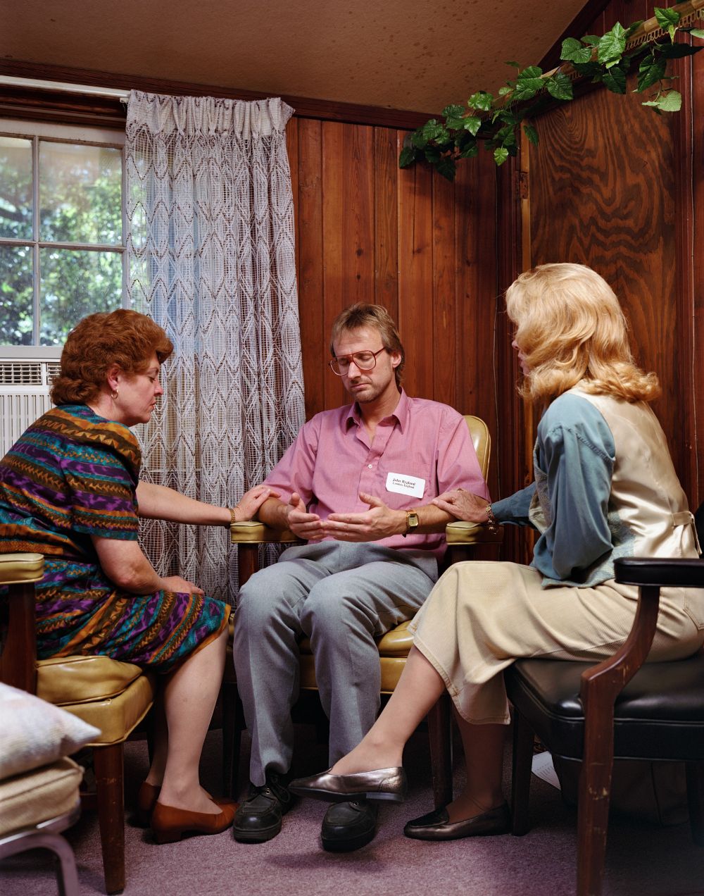 Dana Lixenberg. John Rygland with a prayer group, 1997