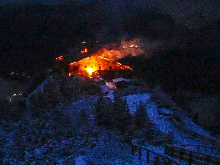 Hitler's 'eagle's nest' destroyed by fire
