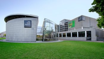 The Van Gogh Museum makes peace with the State