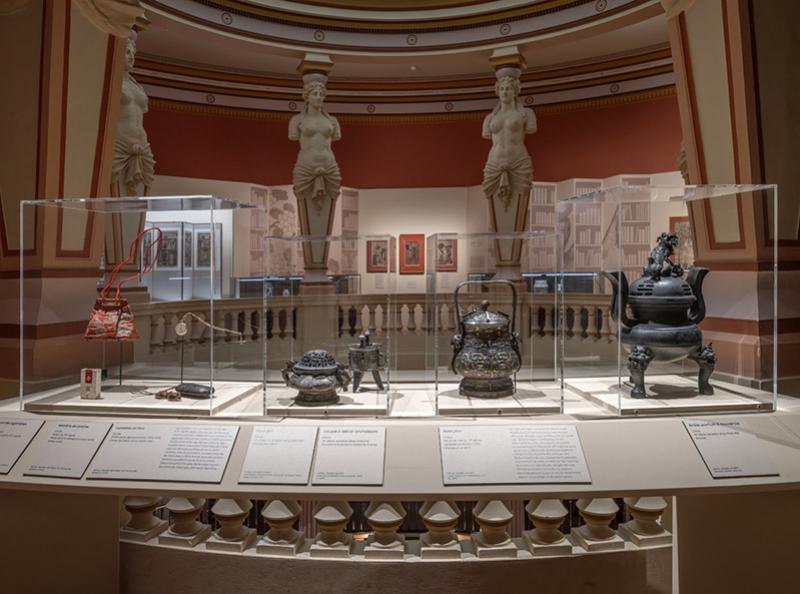 View of the exhibition “Knowledge in trompe-l’oeil. Korea, 18th-20th centuries” at the Guimet Museum. © Luc Boegly / Guimet Museum